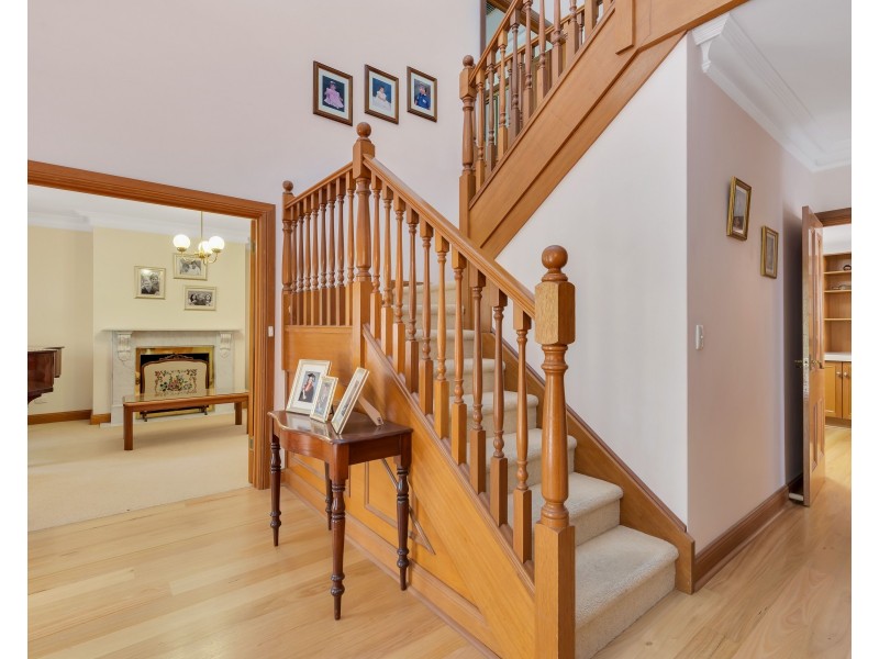 15 Banksia Crescent, Athelstone SA 5076