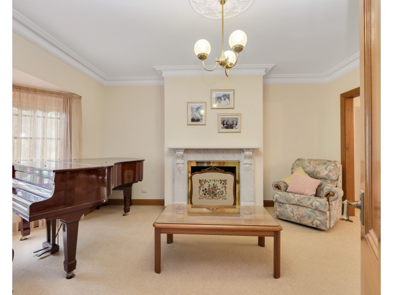 15 Banksia Crescent, Athelstone SA 5076