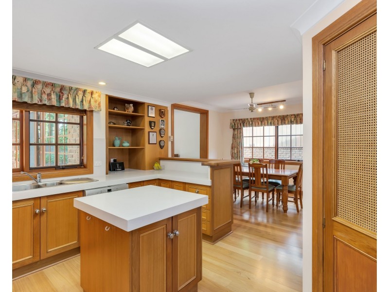 15 Banksia Crescent, Athelstone SA 5076