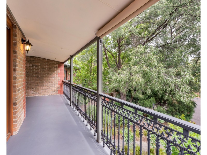 15 Banksia Crescent, Athelstone SA 5076