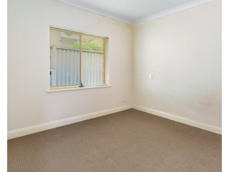 24a Farnham Terrace, Dernancourt SA 5075