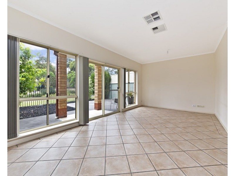 51 Avocet Drive, Mawson Lakes SA 5095