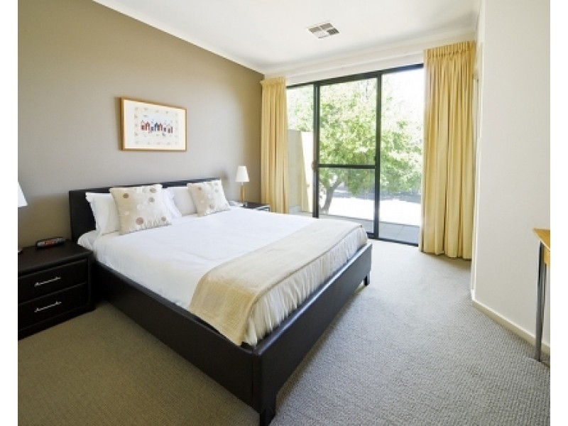 4 Frankis Close, Adelaide SA 5000