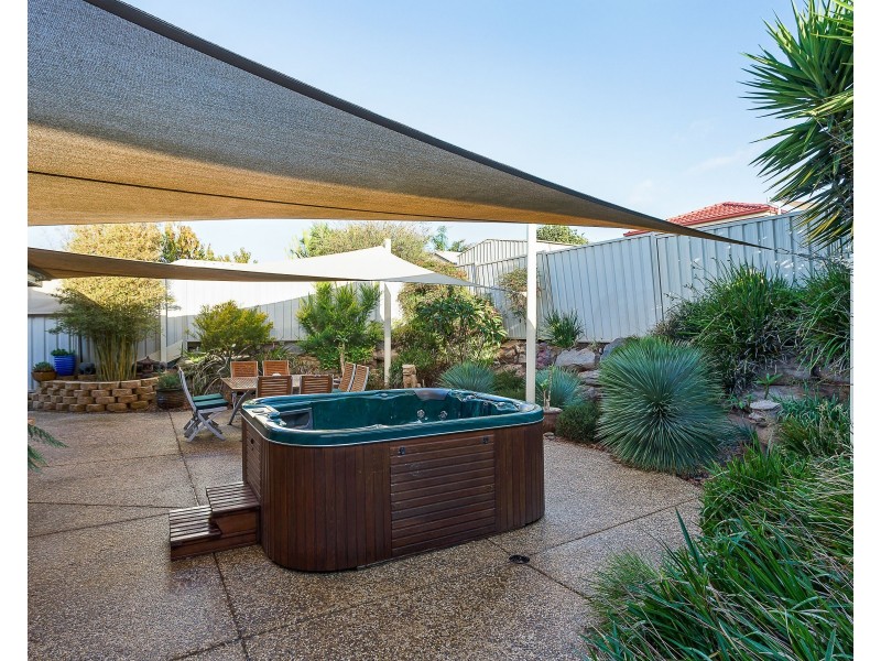 15 Caronia Cove, Sellicks Beach SA 5174