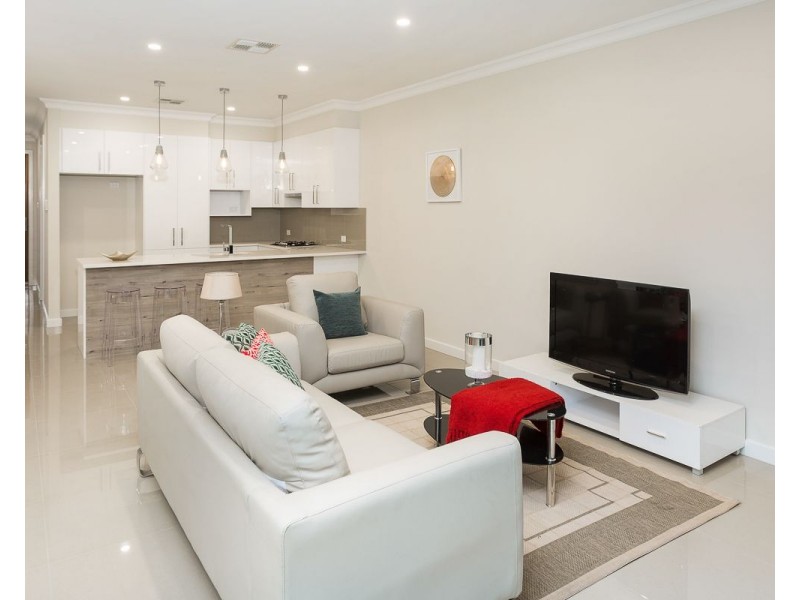 27 Rotorua Avenue, Park Holme SA 5043