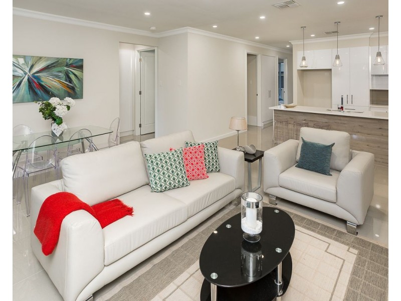 27 Rotorua Avenue, Park Holme SA 5043