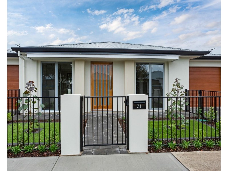 27 Rotorua Avenue, Park Holme SA 5043