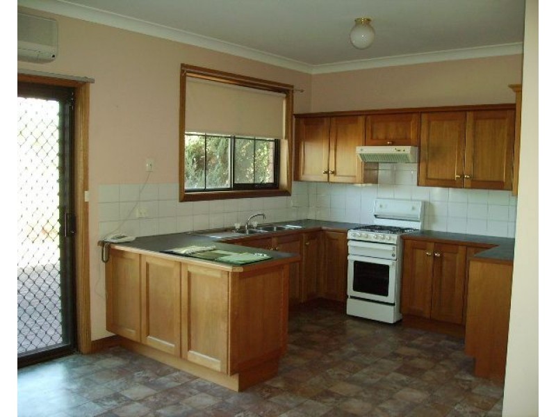 1/8 Polvere Avenue, Newton SA 5074