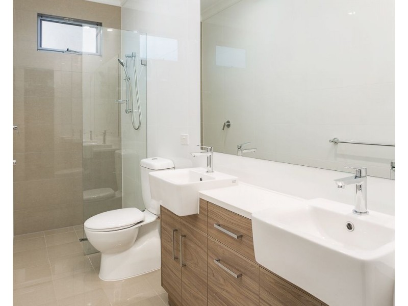 31 Rotorua Avenue, Park Holme SA 5043