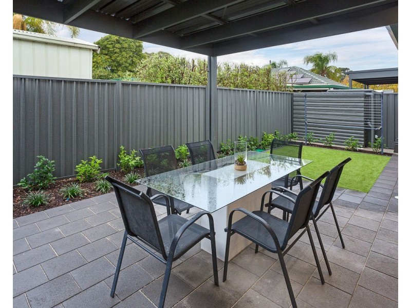 31 Rotorua Avenue, Park Holme SA 5043