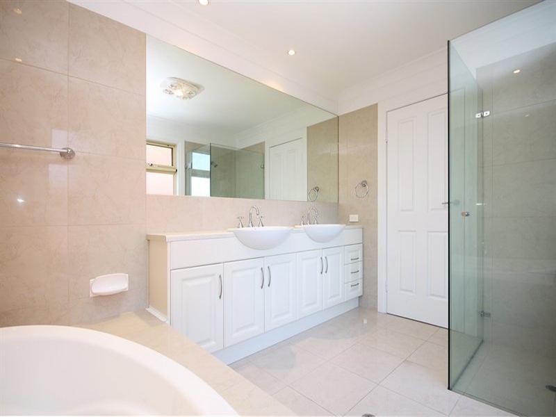 11 Willow Bend, Marden SA 5070