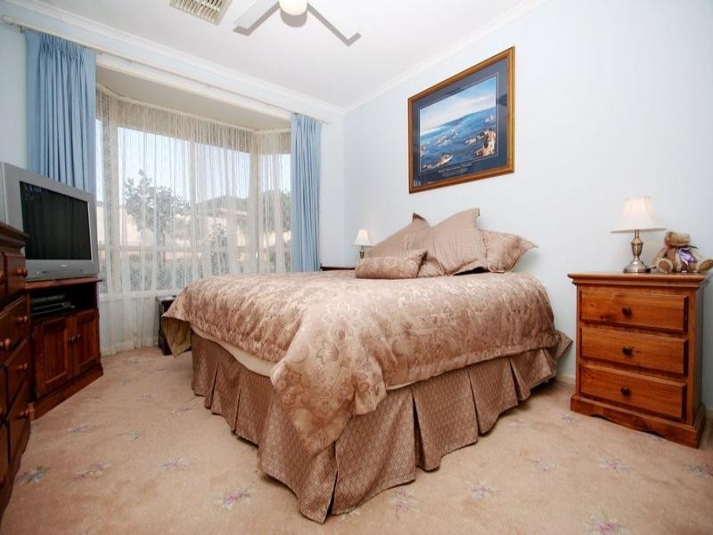 33 Gateway Drive, Salisbury Heights SA 5109