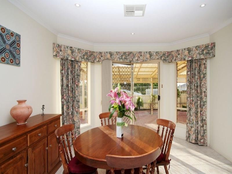 33 Gateway Drive, Salisbury Heights SA 5109