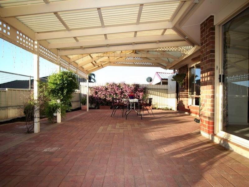 33 Gateway Drive, Salisbury Heights SA 5109