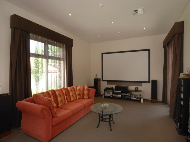 51 Allinga Avenue, Glenside SA 5065