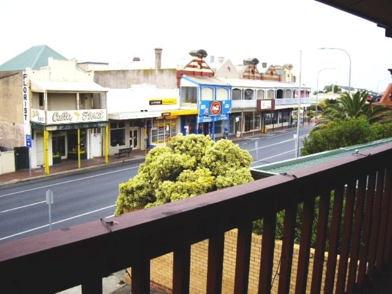 2/316 Seaview Road, Henley Beach SA 5022