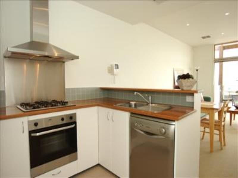 7 Warrawee Dock, Port Adelaide SA 5015