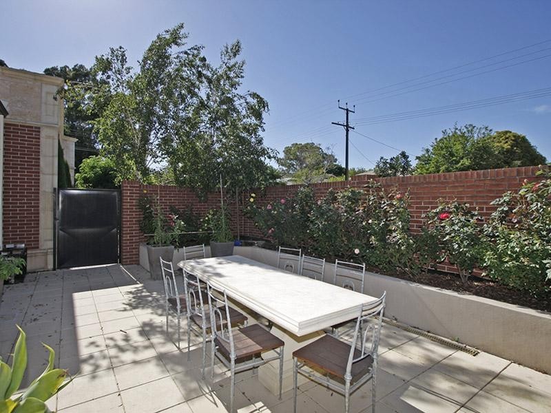 25 Ellesmere Street, Kensington Park SA 5068