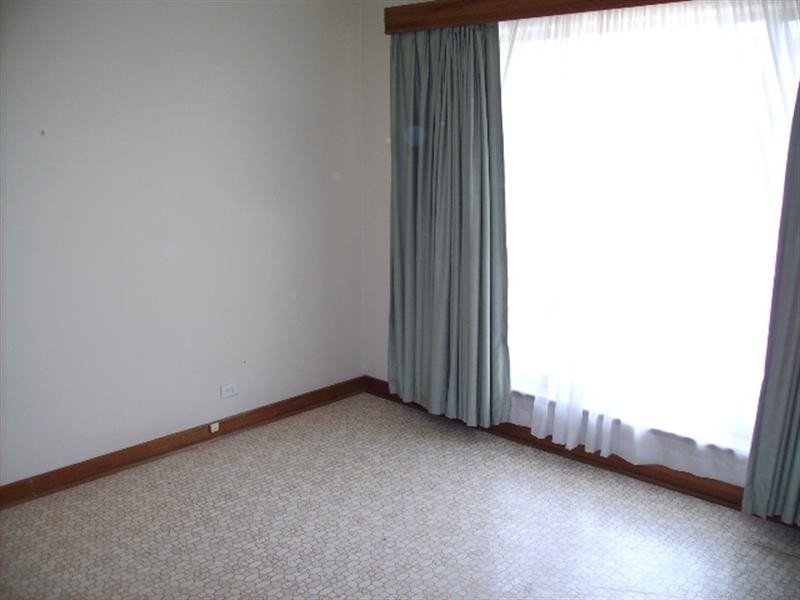 18 Sare Street, Hectorville SA 5073