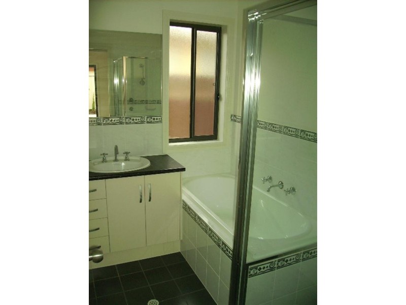 2a Warramunga Street, Greenacres SA 5086