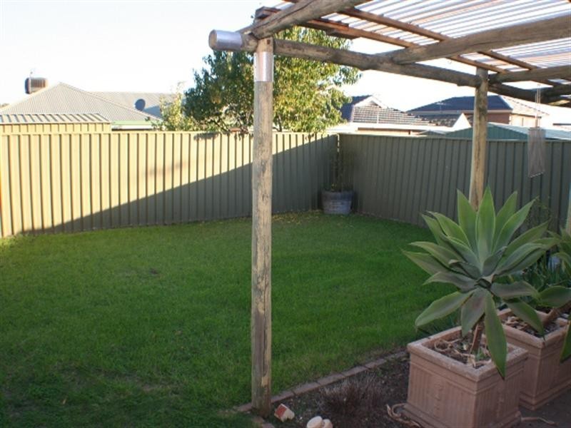 66a Graves Road, Newton SA 5074