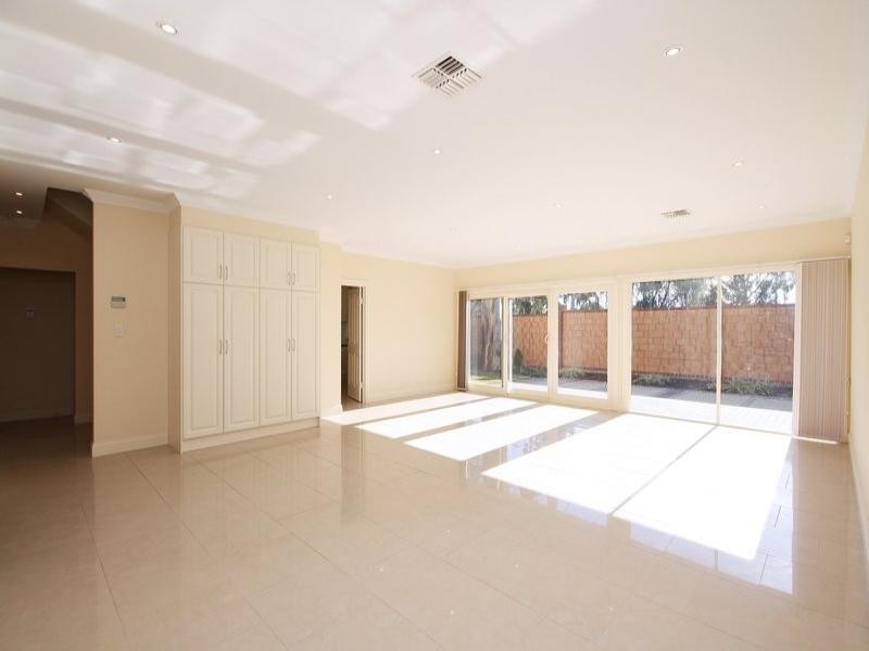 11 Willow Bend, Marden SA 5070