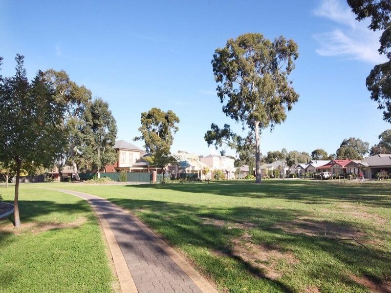 11 Willow Bend, Marden SA 5070