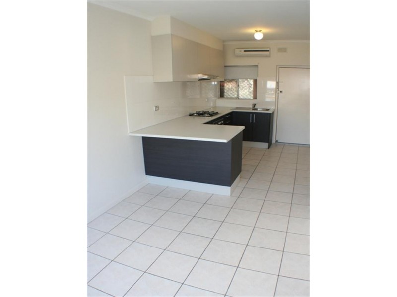 8/14 Chambers Street, Marion SA 5043