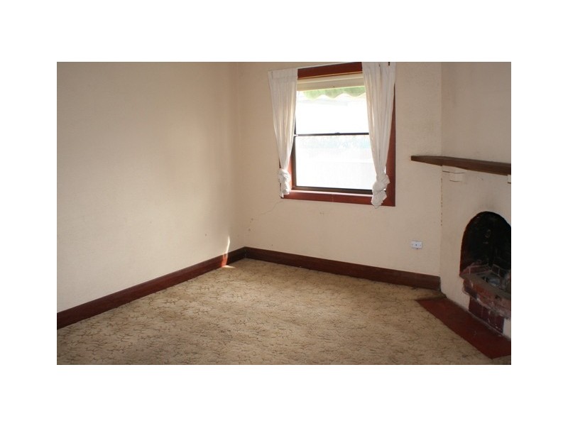 33 Hawker Street, Brompton SA 5007