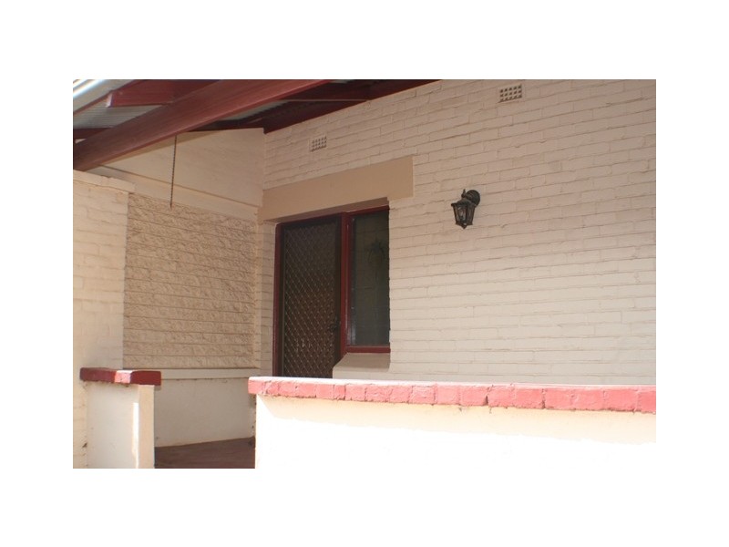 33 Hawker Street, Brompton SA 5007