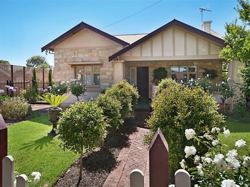 2 Corinda Avenue, Kensington Park SA 5068