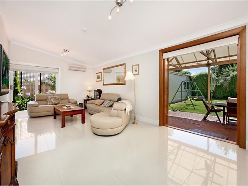 2 Corinda Avenue, Kensington Park SA 5068