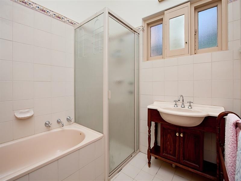 4 Moore Street, Tranmere SA 5073