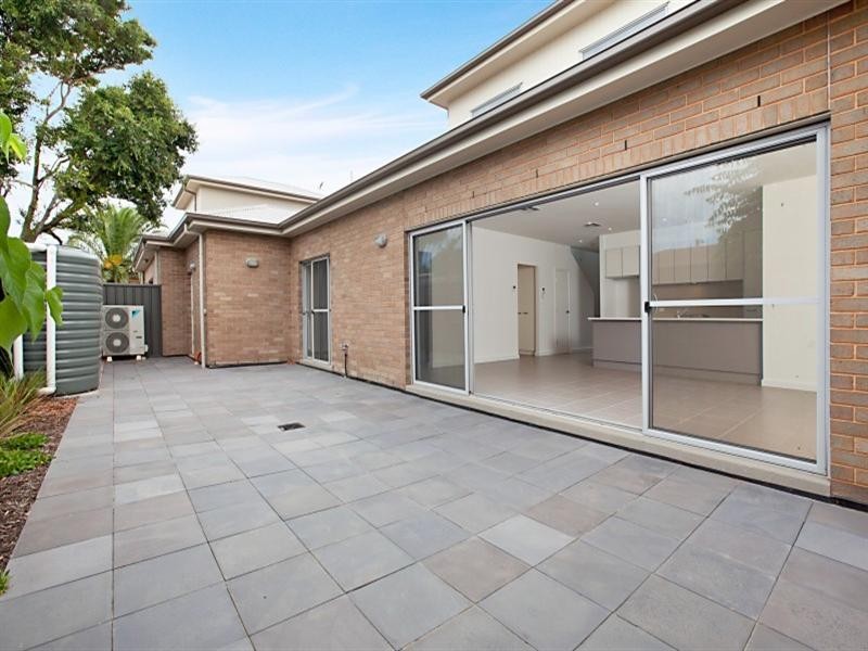 2/3c Broden Road, West Beach SA 5024