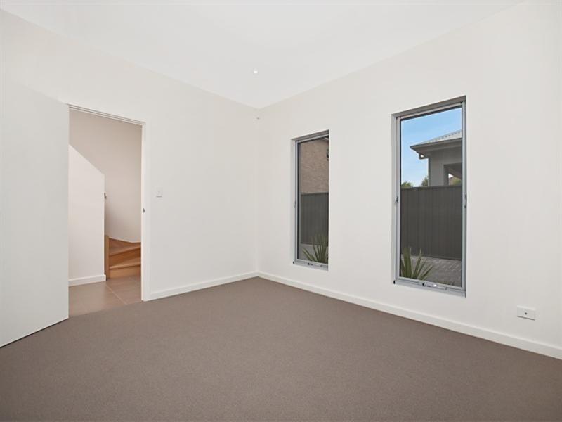 2/3c Broden Road, West Beach SA 5024