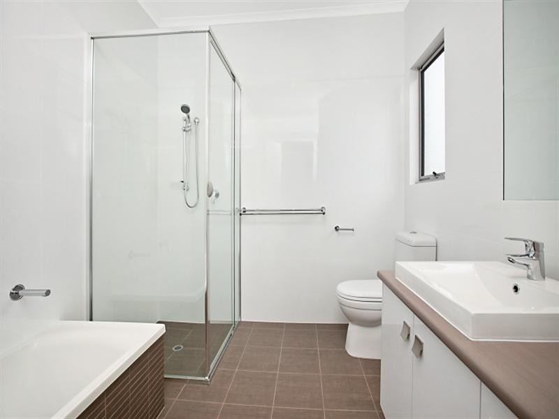 2/3c Broden Road, West Beach SA 5024