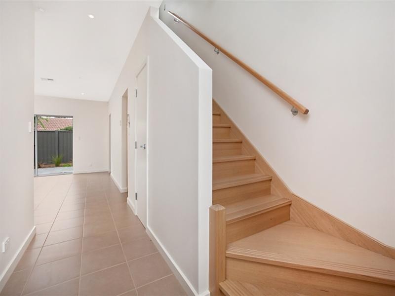 2/3c Broden Road, West Beach SA 5024