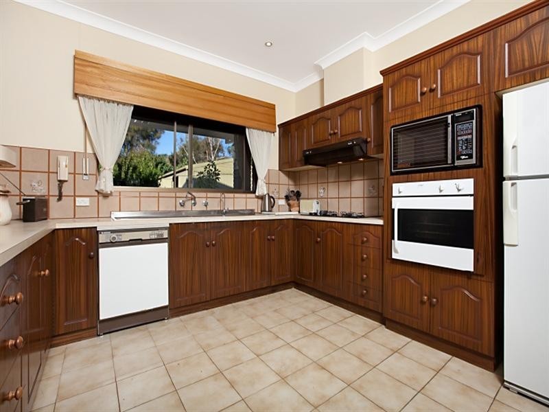 17 Treefern Avenue, Rostrevor SA 5073