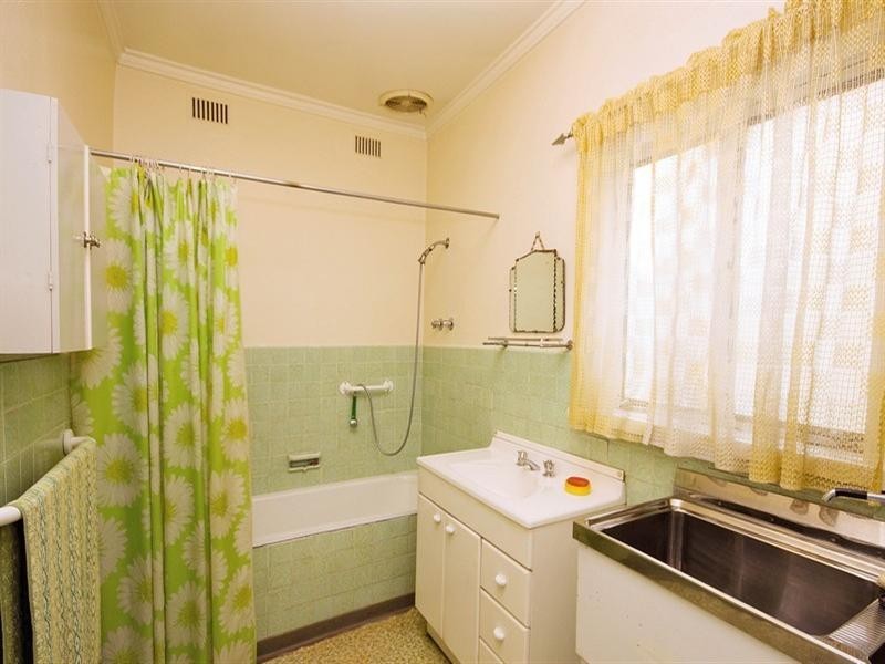 292 Hanson Road, Wingfield SA 5013