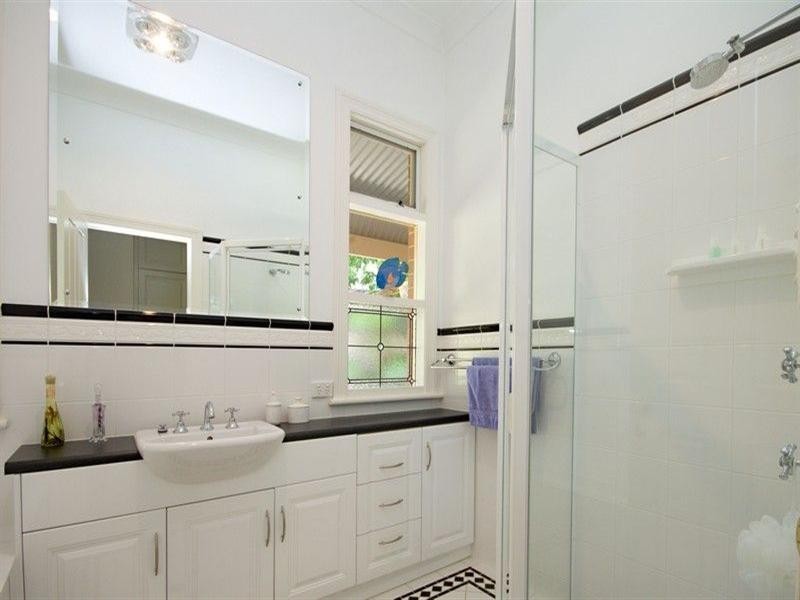 12 Kings Grove, Tranmere SA 5073