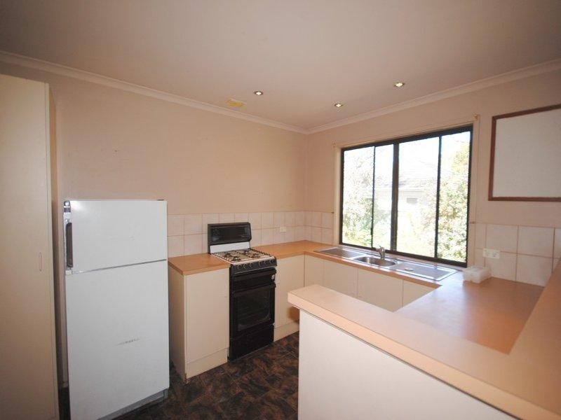 40 Botanic Grove, Campbelltown SA 5074