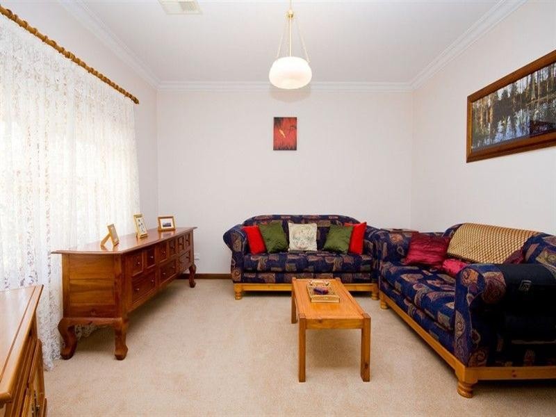 5 Hender Avenue, Port Noarlunga SA 5167