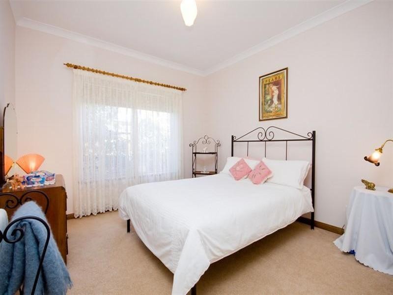 5 Hender Avenue, Port Noarlunga SA 5167