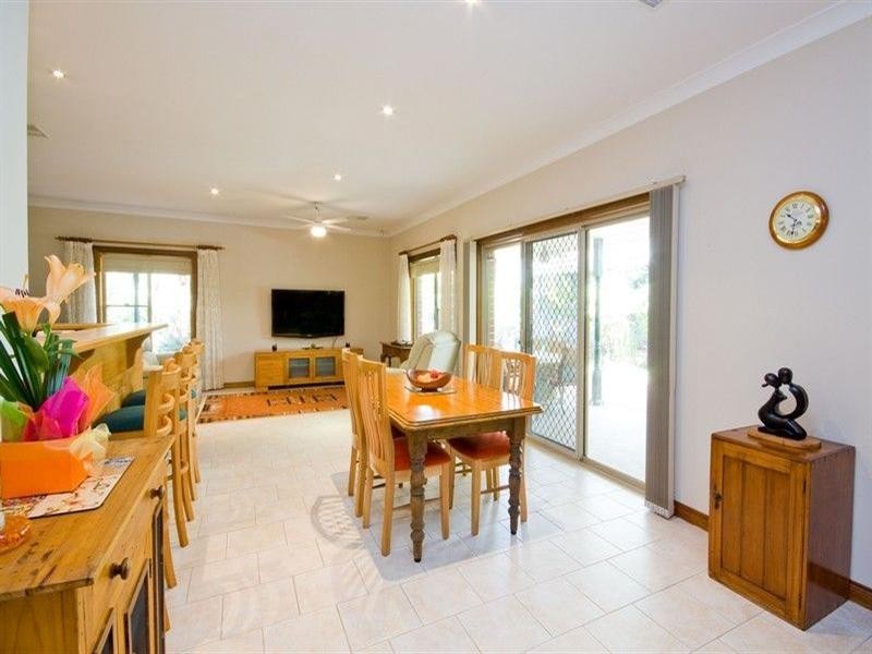 5 Hender Avenue, Port Noarlunga SA 5167