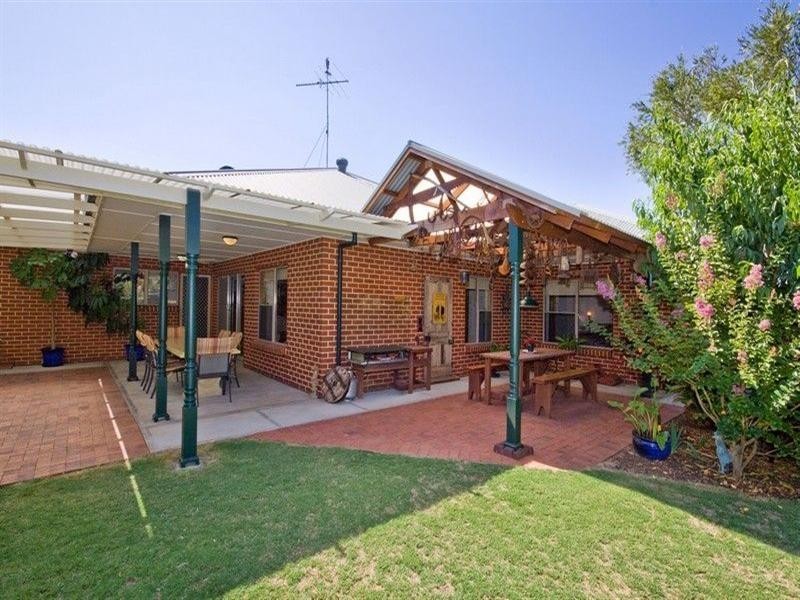 5 Hender Avenue, Port Noarlunga SA 5167