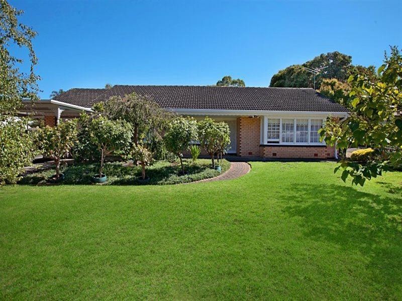 15 Richardson Avenue, Tranmere SA 5073