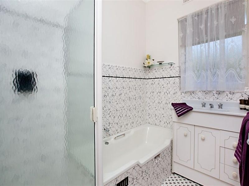 15 Richardson Avenue, Tranmere SA 5073