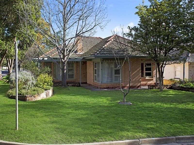 30 Swan Avenue, Rostrevor SA 5073