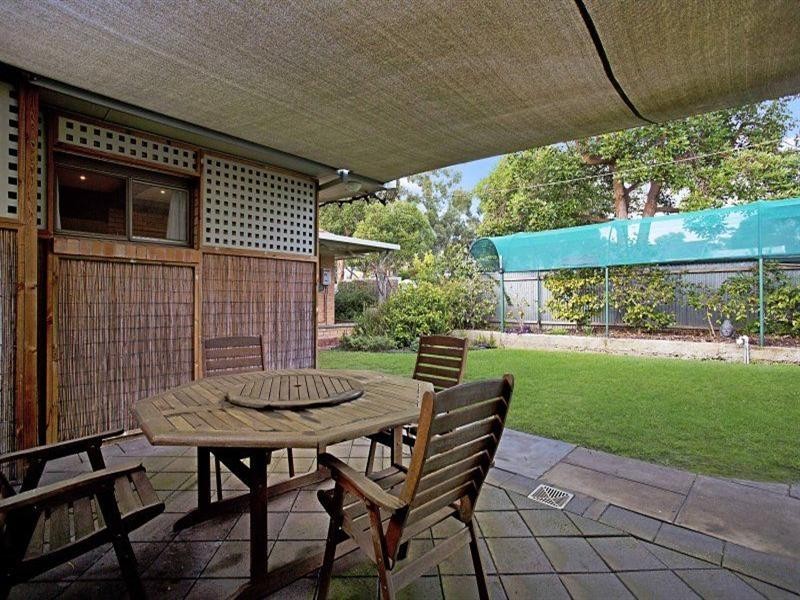 30 Swan Avenue, Rostrevor SA 5073