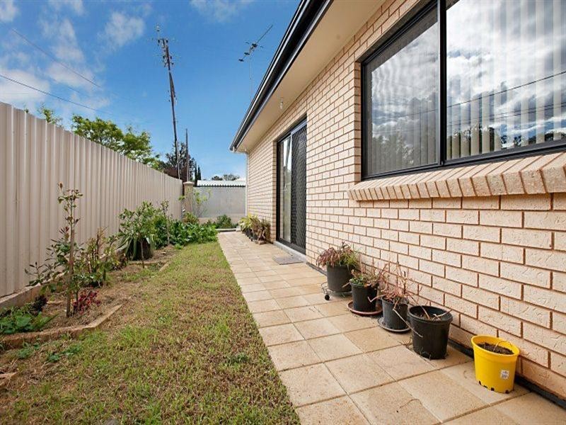 1 Brian Way, Valley View SA 5093